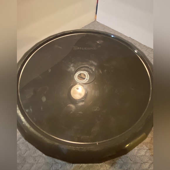 Tupperware Ice Bucket - Picture 4 of 6